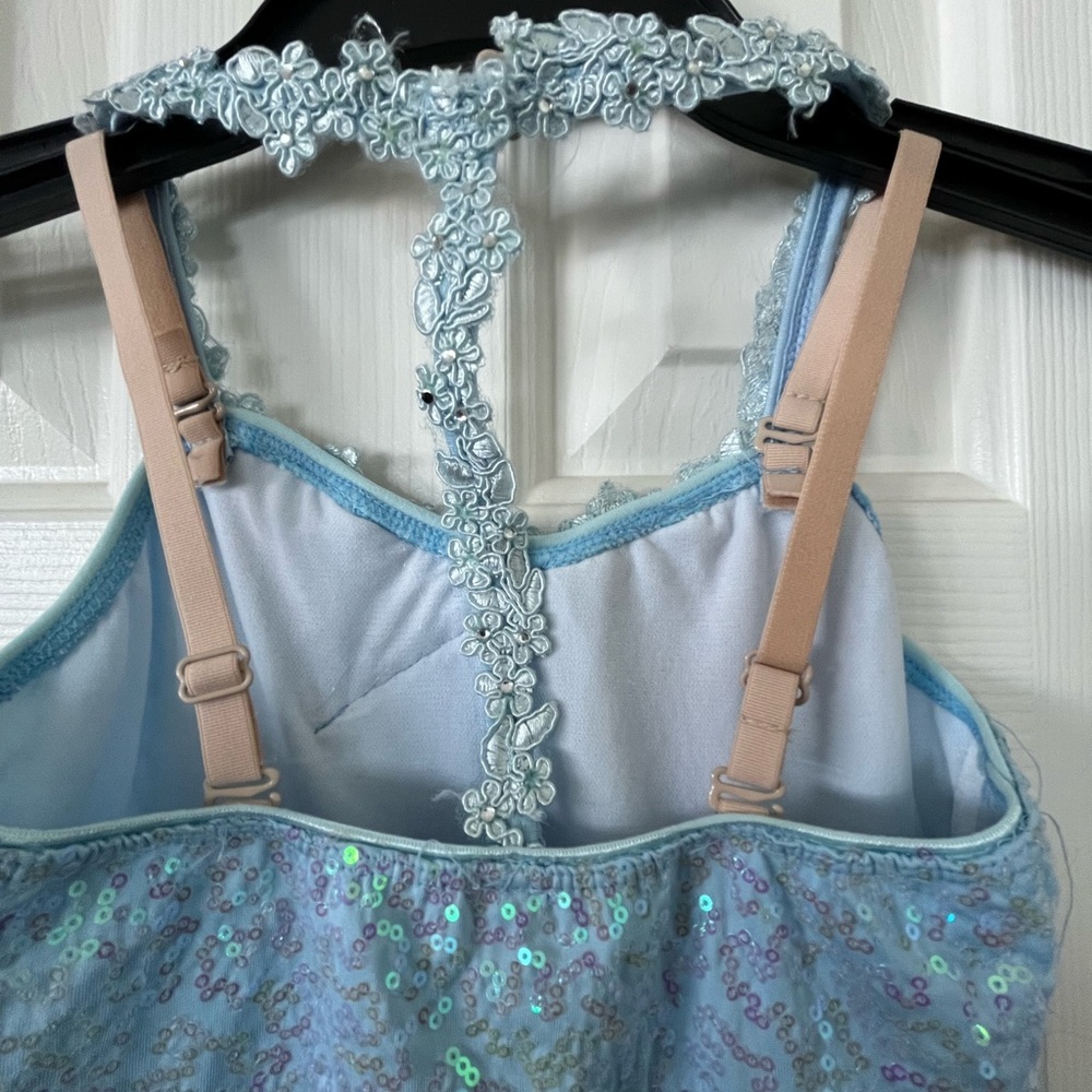 Size MC Revolution dance costume, worn once - Picture 10 of 13